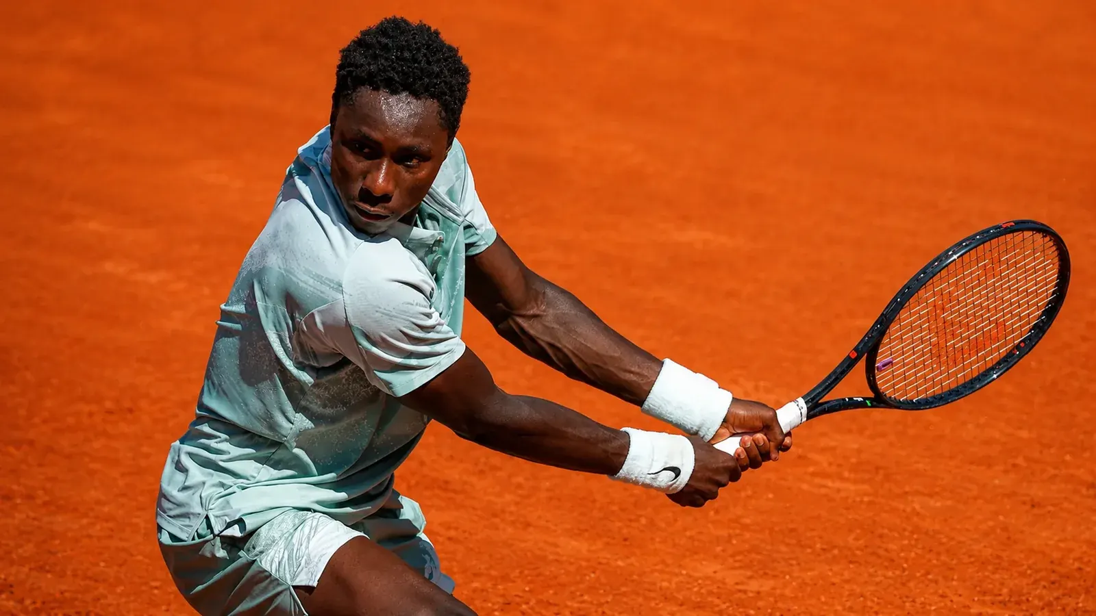 Moïse Kouamé, 17 ans, qualifié pour le 3e tour de Roland-Garros 2026