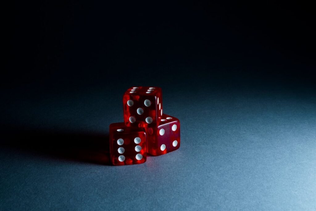 Dés en ligne pour illustrer un guide sur les casinos