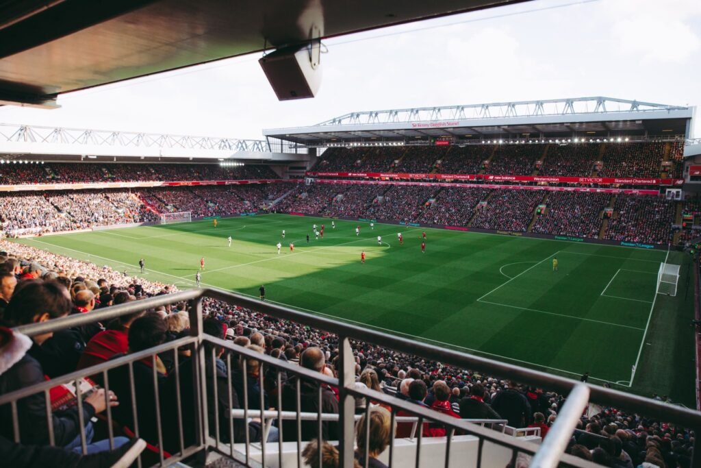 Vue des tribunes d’Anfield pendant un match de Liverpool